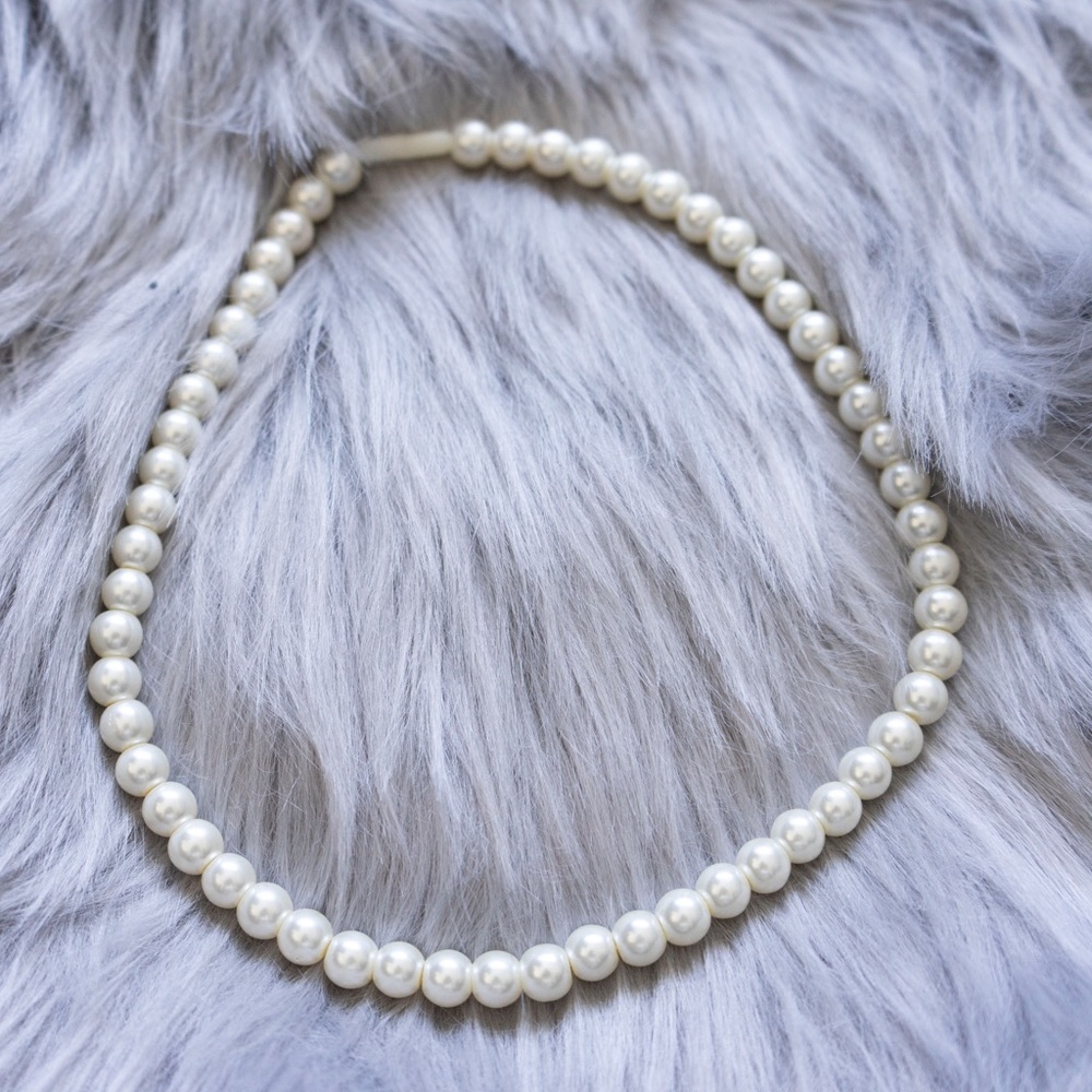 NWOT Pearl Necklace